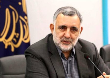 شاعران و نویسندگان در جنگ ۱۲ روزه نقش آرام‌بخش و سازنده‌ای ایفا کردند