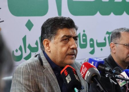 مردم و صنایع باید الگوی مصرف آب خود را تغییر دهند