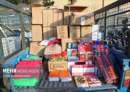 توزیع ۱۸۰۰ بسته تحصیلی بین دانش آموزان نیازمند بابل