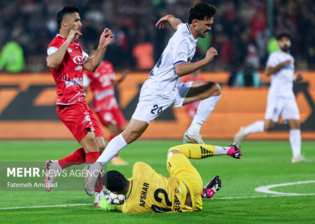 تساوی پرسپولیس برابر ملوان در نیمه اول
