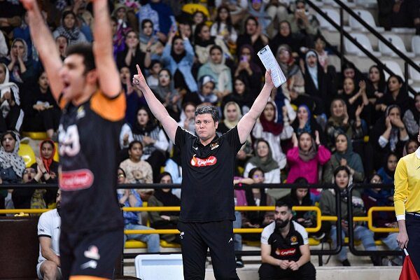 مهدوی: شهداب با ذهنیت قهرمانی وارد لیگ می‌شود/نظم و قوانین اولویت باشد