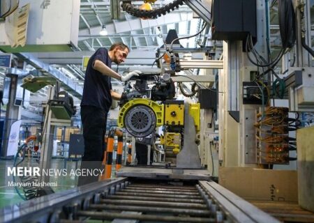 توسعه زیرساخت‌های صنعتی در مناطق کم‌برخوردار در اولویت است