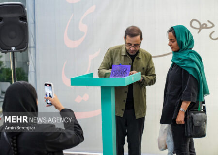 فاضل نظری برای جشن امضای «نیست» به مشهد می‌رود