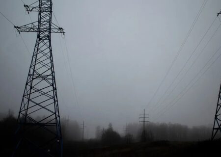 بهینه‌سازی شبکه برق ۳۷ روستای زیرکوه در طرح «بهارستان»