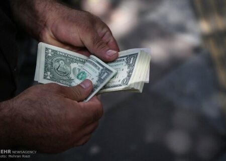 تأمین ارز ثبت سفارش‌های زیر ۵۰ هزار دلار توسط بانک مرکزی عملیاتی شد