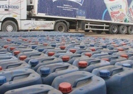 توقیف ۱۲۷ خودروی سوخت کش با ۴۳۸ هزار لیتر سوخت قاچاق در بم