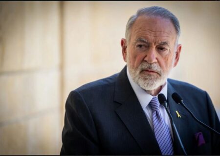 سفر ناگهانی سفیر آمریکا از تل‌آویو به قاهره؛ آیا «هاکابی» نگران است؟