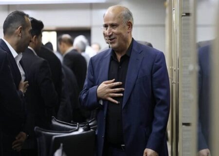 عیادت مهدی تاج از سرمربی تیم فوتبال چادرملو