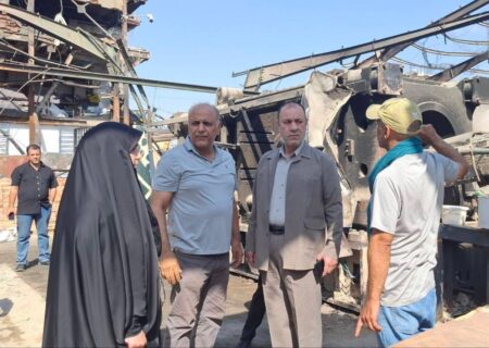 بازدید فرماندار تهران از واحد صنعتی آسیب‌دیده در جنگ تحمیلی