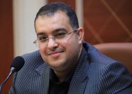 موسوی: خروج پادگان‌ها از شهر بندرعباس به گشایش گره ترافیکی کمک می‌کند