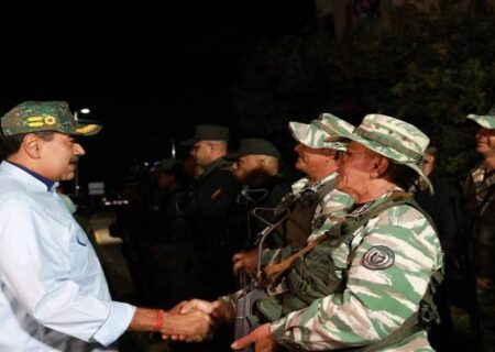 ونزوئلا طرح “مقاومت فعال” را برای مقابله با تهدیدات آمریکا کلید زد