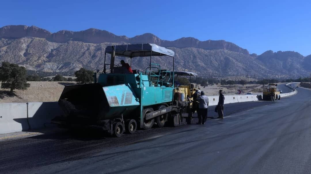 روکش آسفالت مسیر ایلام- چوار- ایوان