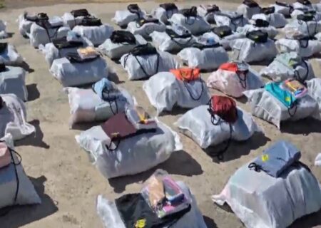 توزیع ۲۶۷۳ بسته نوشت‌افزار در آذربایجان شرقی