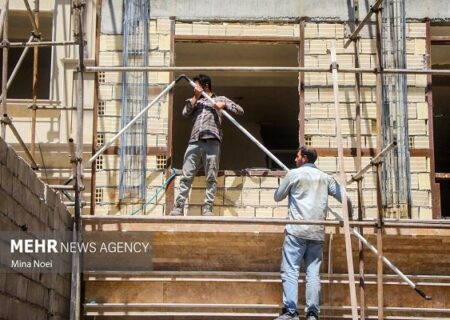 ورود بخش خصوصی به مسئله ساخت مسکن کارگری بار دولت را کاهش می‌دهد