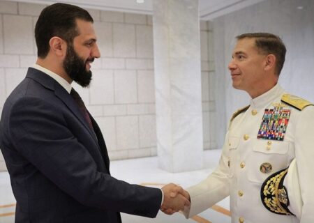 دیدار فرمانده جدید سنتکام با جولانی