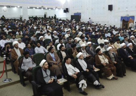 رویکرد تمدنی حوزه‌ها علمیه را تقویت کنید