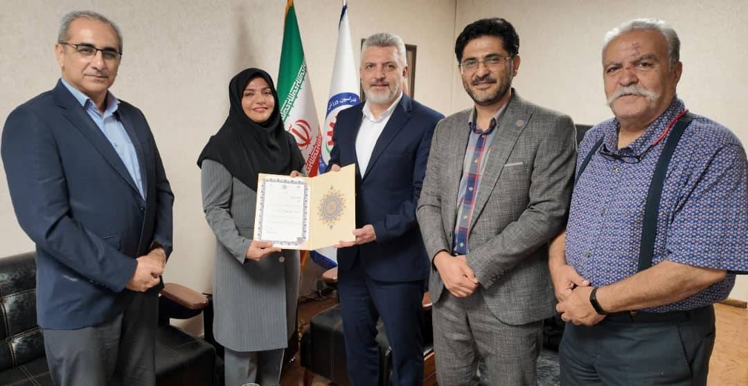 انتصاب یک بانوی خوزستانی به سمت نائب رئیس انجمن اسکواش کارگران کشور