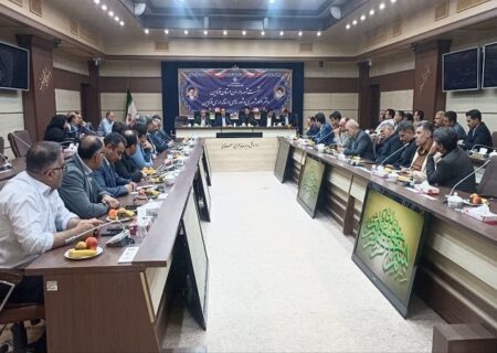 شهرداران خط مقدم خدمت به مردم و موتور محرکه توسعه شهری هستند