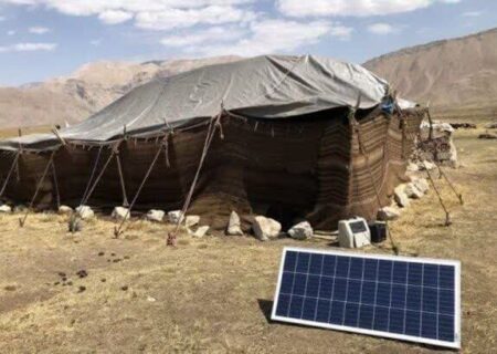 توزیع ۱۲۰ صفحه خورشیدی میان عشایر ایذه