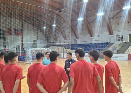 برگزاری نخستین تمرین تیم فوتسال جوانان ایران در روسیه