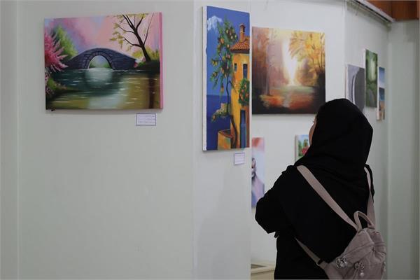 گشایش نمایشگاه گروهی نقاشی و طراحی «سمت نور» در شهرکرد