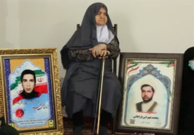 مراسم تشییع مادر شهیدان فراهانی