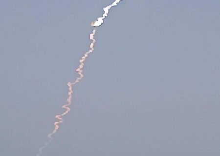 مشاهده اشیاء نورانی در آسمان سمنان