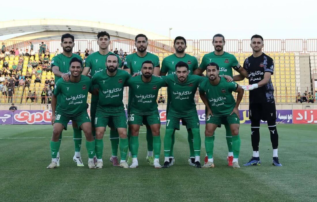 شمس آذر روی نوار تساوی 