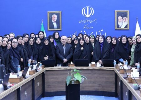 پرداخت کمک هزینه به مادران 