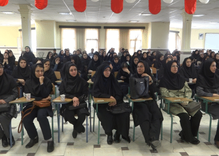 برگزاری برنامه‌ی «یک روز با هنرستان» در هنرستان‌های همدان