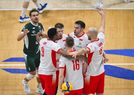 لهستان حریف ترکیه در مرحله بعد شد