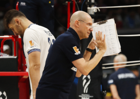 پیاتزا: ایران جوان است و صربستان با تجربه