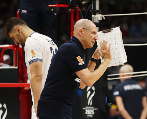 پیاتزا: ایران جوان است و صربستان با تجربه