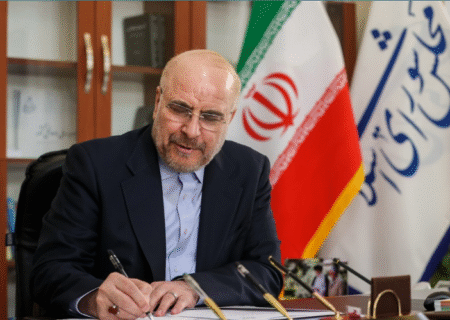 پیام تبریک قالیباف به مناسبت قهرمانی تیم ملی کشتی فرنگی در جهان