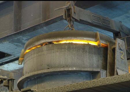 افزایش ۱۸ درصدی تولید آهن اسفنجی در فولاد هرمزگان