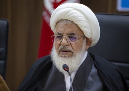 اتاق فکر در مدارس تشکیل شود