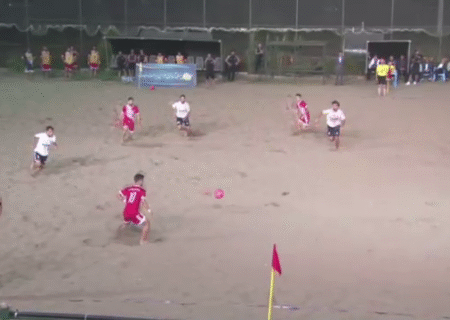 مصاف لیگ برتری‌های فوتبال ساحلی در ایستگاه هشتم مقابل حریفان