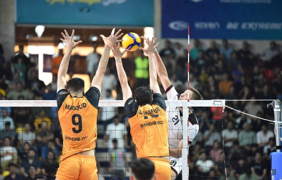 پیروزی چادرملو اردکان مقابل ملوان تهران