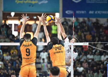 پیروزی چادرملو اردکان مقابل ملوان تهران