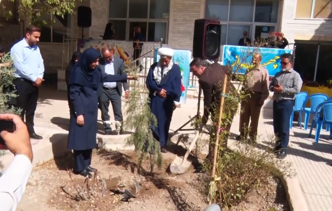 پویش ملی مهر سبز در مدرسه چهراز شاهین شهر