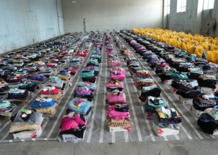 اهدای ۶ هزار بسته حمایتی و آموزشی در اجرای طرح ارمغان مهر جمعیت هلال‌احمر آذربایجان‌غربی