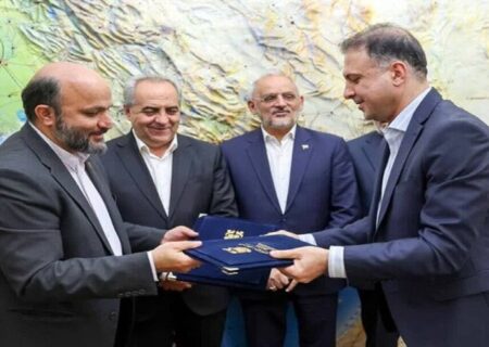 امضای توافق نامه سه جانبه احداث ۲۱۵ میلیارد تومان مدرسه در آذربایجان شرقی