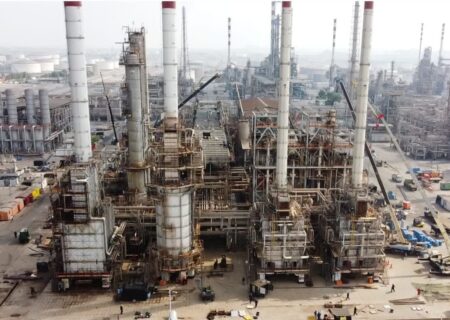 تامین مواد اولیه شرکت نفت آفتاب بندرعباس دردست پیگیری است