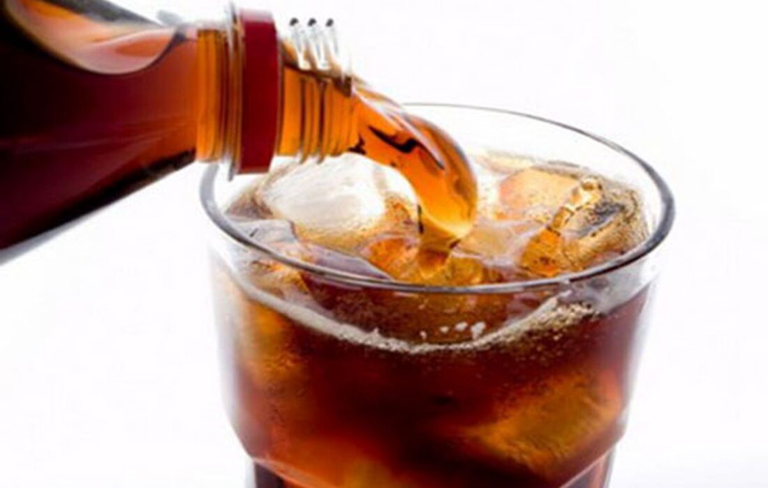 این مواد غذایی را با نوشابه نخورید