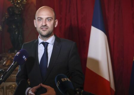 فرانسه: باب گفت‌وگو با ایران را نمی‌بندیم