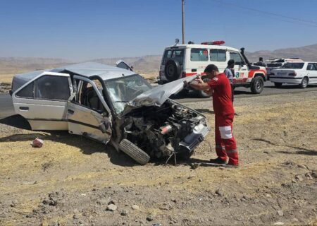 ️نجات ۴ مصدوم حادثه برخورد پژو و تراکتور با تلاش نیروهای امدادی