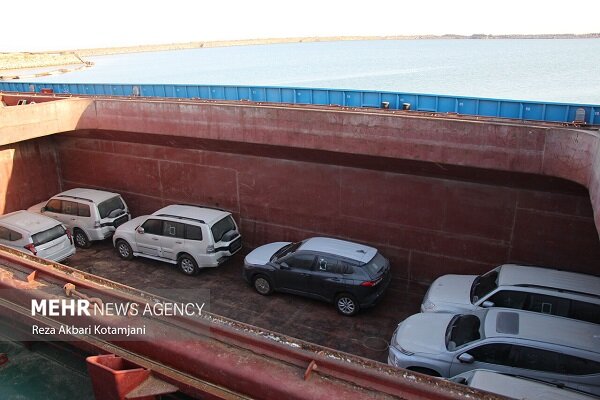 شش ماه از ۱۴۰۴ گذشت؛ تعرفه واردات خودرو همچنان بلاتکلیف