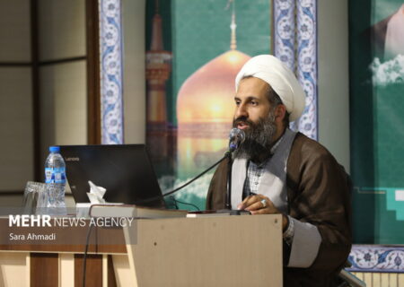 صاحبقرانی: سبک زندگی مؤمنان باید بر مدار حیات و ممات شهدایی قرار گیرد