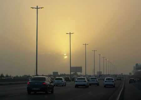 ادارات ۳ شهرستان در استان ایلام امروز ۲ ساعت زودتر تعطیل می‌شوند