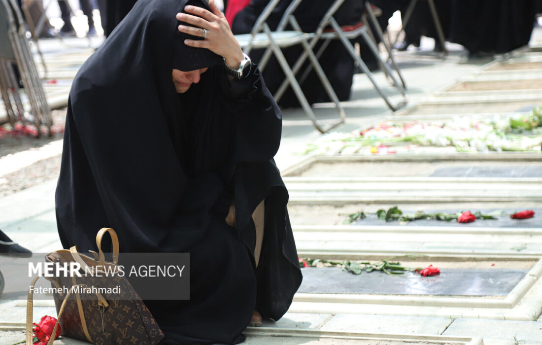 راوی دفاع مقدس: شهدا، مظهر ایثار در جامعه ایرانی بودند